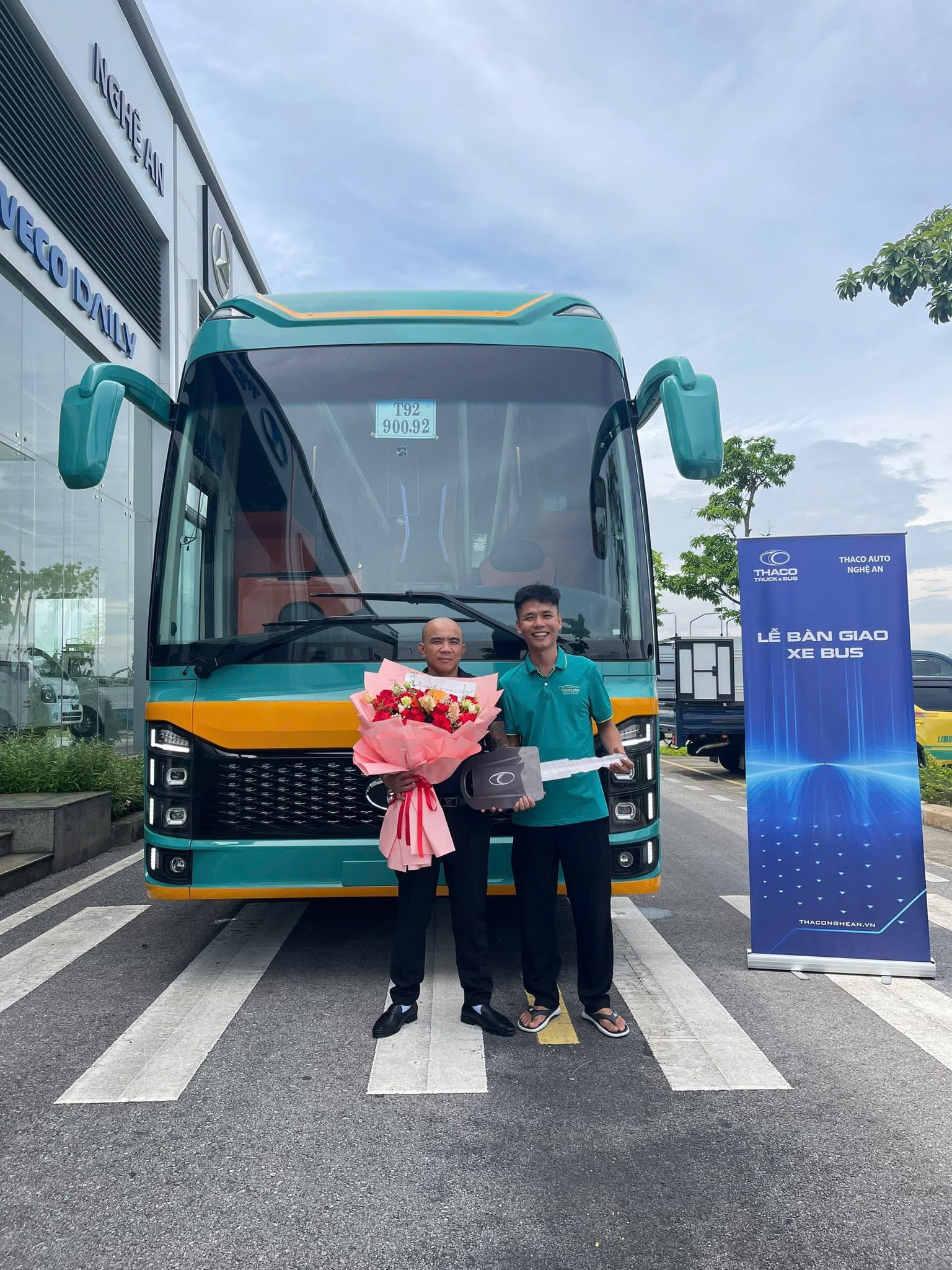 Hình ảnh Phương Đông Bus